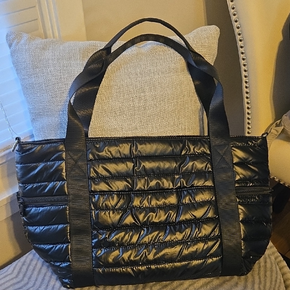 JustFab Shiny Black Puffer Tote🖤 NEW